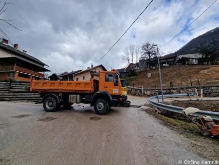 Sanacija zemeljskega plazu nad javne poti 660473 Županje Njive (4)